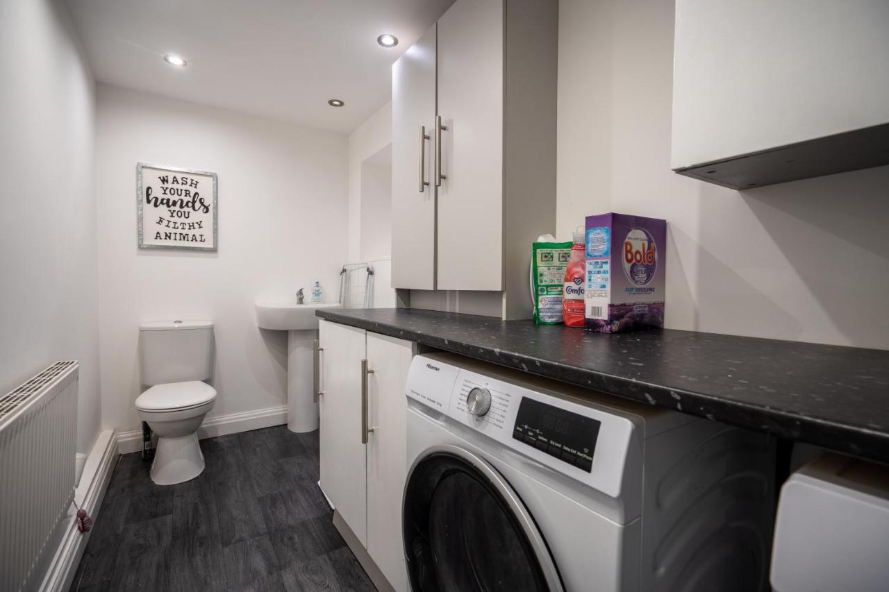 ブラックプールCavendish Cat And Gaming Houseアパートメント エクステリア 写真